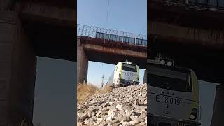 Farklı bir açıdan köprü altı elektrik li tren geçisi [upl. by Sheelagh]