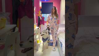 Entro in un CENTRO COMMERCIALE in PIGIAMA😳🛍️🙈 challenge funny cane dog shopping [upl. by Ammann]