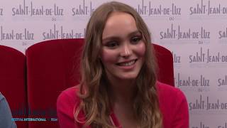 Les fauves  Interview de la comédienne LilyRose Depp et du réalisateur Vincent Mariette [upl. by Yemerej]