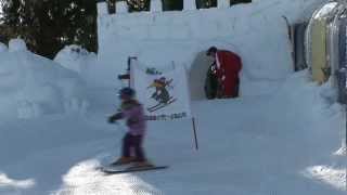 École du ski pour enfant au Tyrol  Apprendre faire du ski á Autriche [upl. by Okier]