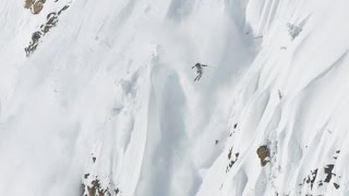 Skier Outruns Massive Avalanche [upl. by Aninahs]