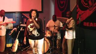 Galdys Knight  Neither One of Us Cover by ChicagoIndianas Own Kimmie [upl. by Anaidni]