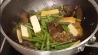 COOKING BEANS WITH BLACK FUNGUS AND VEGETARIAN MEAT [upl. by Ahsrat]