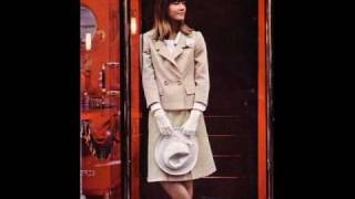 Françoise Hardy  Laissele moi  1966 [upl. by Zitella]