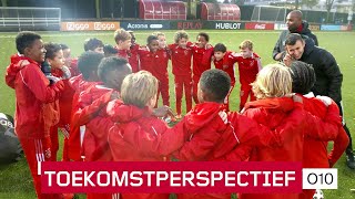 Toekomstperspectief  Ajax O10 is hecht en leergierig [upl. by Eric]