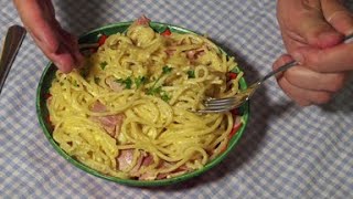 Spaghetti Carbonara mit Sahnesauce und Kochschinken [upl. by Etep]