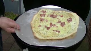 Flammkuchen vom Grill [upl. by Worlock]