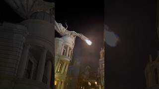 You ever seen the Gringotts Dragon breath fire at Diagon Alley This cannot be missed at Universal [upl. by Yellek]