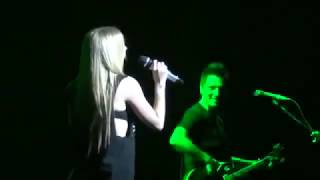 Avril Lavigne Longest Note 21 seconds [upl. by Htebaras675]