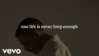 Dermot Kennedy  One Life Sonder Lyric Video [upl. by Aneel]