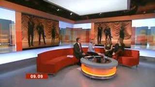 Robert Plant amp Alison Krauss BBC Breakfast Time 311007 [upl. by Ebbarta]