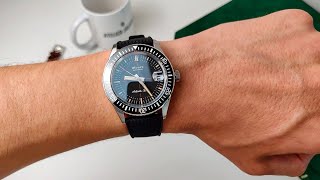 Cadran retro quotCross Hairquot pour cette Nivada Antarctic Diver [upl. by Heath176]