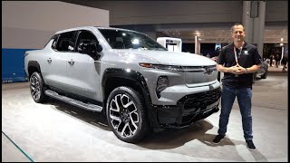 Is the 2025 Chevrolet Silverado EV RST the BEST new performance sport truck [upl. by Ivy358]