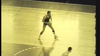 1960 Class B Final  Detroit Holy Redeemer v Wyoming Godwin [upl. by Phaidra]