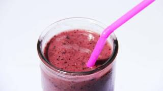 DIY Energizing Smoothie [upl. by Naillik]