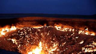 Flaming Gas Crater Night  Turkmenistan Darvaza [upl. by Sandro]