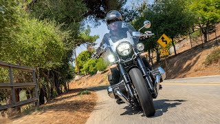 2021 BMW R 18 Classic Review  MC Commute [upl. by Fisken]