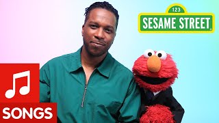 Leslie Odom Jr Sings Rubber Duckie  The NotTooLate Show with Elmo [upl. by Conn]