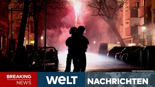 BERLIN SilvesterAusschreitungen Böller und Raketen auf Polizei Über 300 Festnahmen  WELT LIVE [upl. by Azeria]