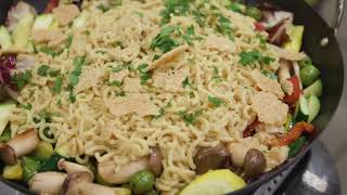 Chef Dino Makes Cacio e Pepe with Alessi Ingredients at Tonys Fresh Market in Schaumburg [upl. by Eynaffit]