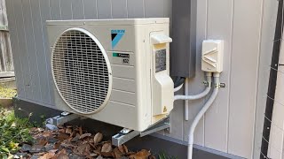 INSTALLING A DAIKIN R32 INVERTER MINI SPLIT AIR CONDITIONER [upl. by Adnahsal]