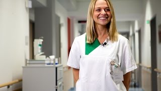 Ausbildung Gesundheits und Krankenpflege – Unterwegs mit Julia [upl. by Greysun]