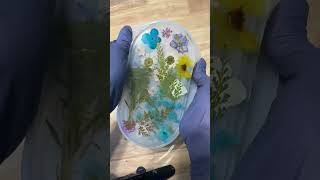 Clear and flowers 🌸🌼🌺 epoxyresinart epoxy epoxyresin resin resinart resinartist resincraft [upl. by Bloch475]