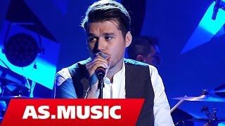 Alban Skenderaj  Njehere ne jete  quotTingujt E Ditarit Timquot  Live Acoustic [upl. by Idnew]