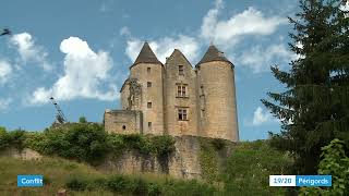 Le Châtelain menace de retirer son château des Monuments Historiques [upl. by Nesyrb]