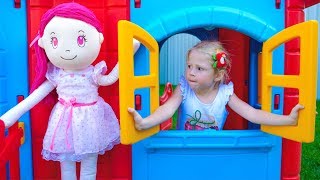 Настя и Кукла построили новый детский дом Nastya and Doll Pretend Play in Playhouse for children [upl. by Nylirahs]