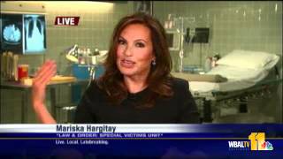 Sarah Talks With SVUs Mariska Hargitay [upl. by Craw]