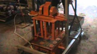 Concrete Block Making Machine BLOX2TT  DIY Do It Yourself  Homemade from drawings [upl. by Sheepshanks953]