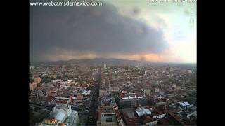 Tornado en Mexico 2012 Entre dos y tres tornados en el distrito federal México 1 de Junio 2012 HD [upl. by Marcello]