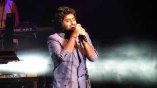 Arijit Singh singing Tum Hi Ho Live Aashiqui 2 [upl. by Nepil]