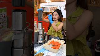 Fresh Carrot Juice Served By Cute Thai lady [upl. by Loziram]