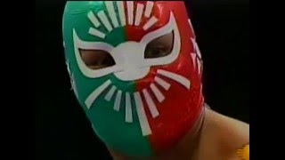 CMLL MÍSTICO VS ATLANTIS LEYENDA DE PLATA 2006 [upl. by Rehpotsirh]