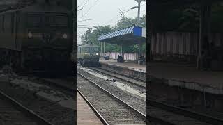 Train station pe huaa accident 😔💔🙏🏼shorts train youtubeshorts [upl. by Niehaus]