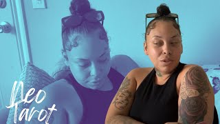 IS LIV GOING TO JAIL⁉️  LIVS LIFE tarot tarotreading neotarot livslife [upl. by Eniamat105]