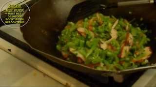 KOKEN MET PUCK  Rijst met gesneden boontjes en gerookte KIP Low Kcal 2014 [upl. by Loris]