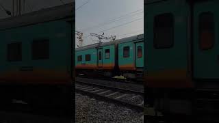 🔥19009Bandra T Barmer Humsafar Exp skipping with WAP4❤️⚡ shorts indianrailways youtubeshorts [upl. by Armat]