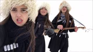 Грузинки поют 2Mandili  Apareka Winter version [upl. by Nivlek]