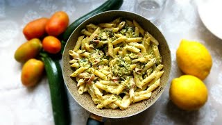 pasta zucchine panna e prosciutto [upl. by Soo]