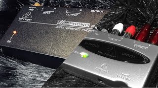 Behringer PP400 vs Behringer UFO202 [upl. by Myer]