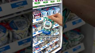 Milkshakemaking robot at a convenience store in USA 🇺🇸🥤 usa america mukbang [upl. by Nigel]