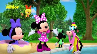 Minnie Toons Acampamento Minnie  Moda na Floresta [upl. by Ammeg39]