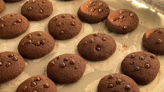 Super Easy Chocolate Chip Cookies recipe 🤤🍪 [upl. by Ruenhcs]