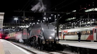 4498 Sir Nigel Gresleys Late Night Arrival at London Kings Cross 2022 HD [upl. by Eivad51]