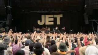 JET  Shes A Genius  Are You Gonna Be My Girl Live  Fuji Rock Festival 09 [upl. by Pirozzo]