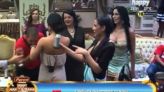 Katarina Zivkovic  Nisam ni metar od tebe  LIVE  Pozeli pesmu  Parovi   Tv Happy03062015 [upl. by Guttery920]