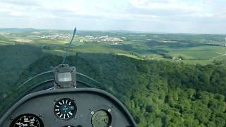 Landeanflug mit 250 kmh Marpingen Duo Discus Landung Akaflieg Segelfliegen Segelflug Saarbrücken [upl. by Iccir]